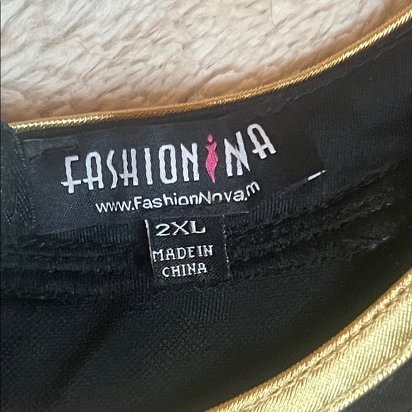 Sexy Black Dress with Sheer & Gold Accents sz 2X with stretch - Picture 2 of 15